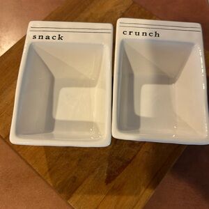 Mud Pie White Snack and Crunch Dishes
